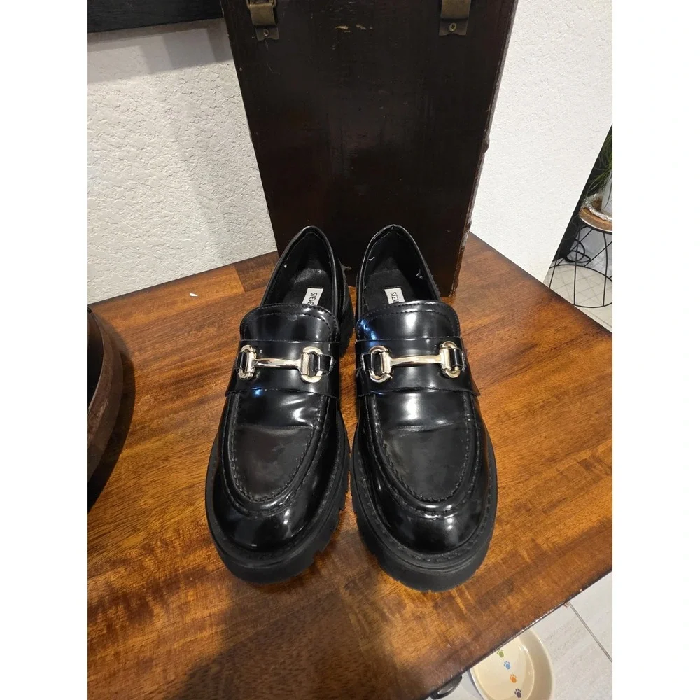 Steve Madden Women's Size 8.5  Black